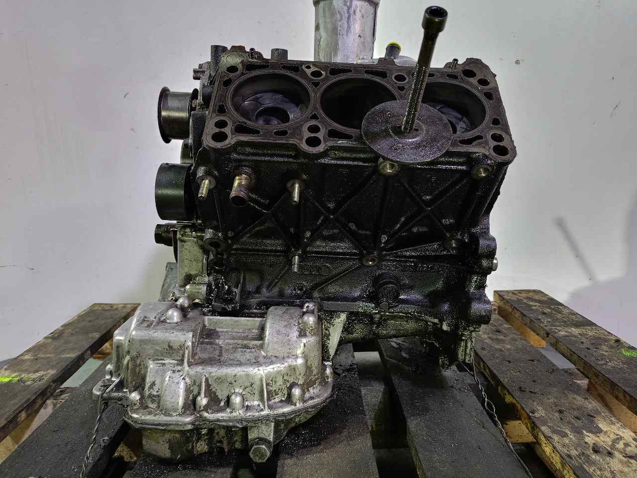 AUDI A6 C5/4B (1997-2004) Engine Block AKN, 002564, 058103021J 24550713