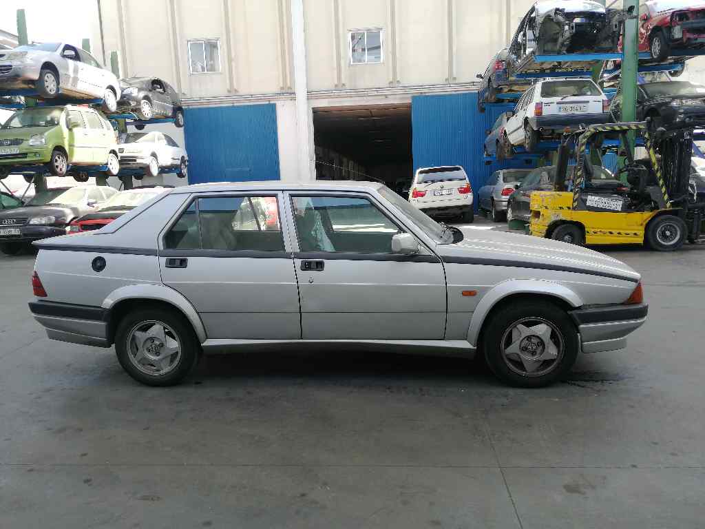 ALFA ROMEO 75 162B (1985-1992) Front Right Brake Disc 60526087 24157299