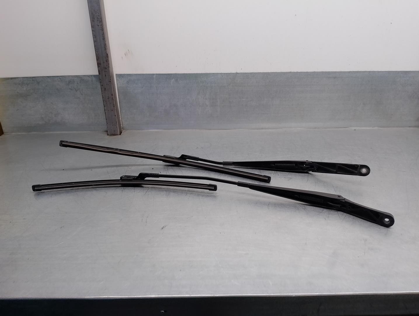 VOLKSWAGEN Passat B6 (2005-2010) Front Wiper Arms 3C1955410B,3C1955409C 21729271