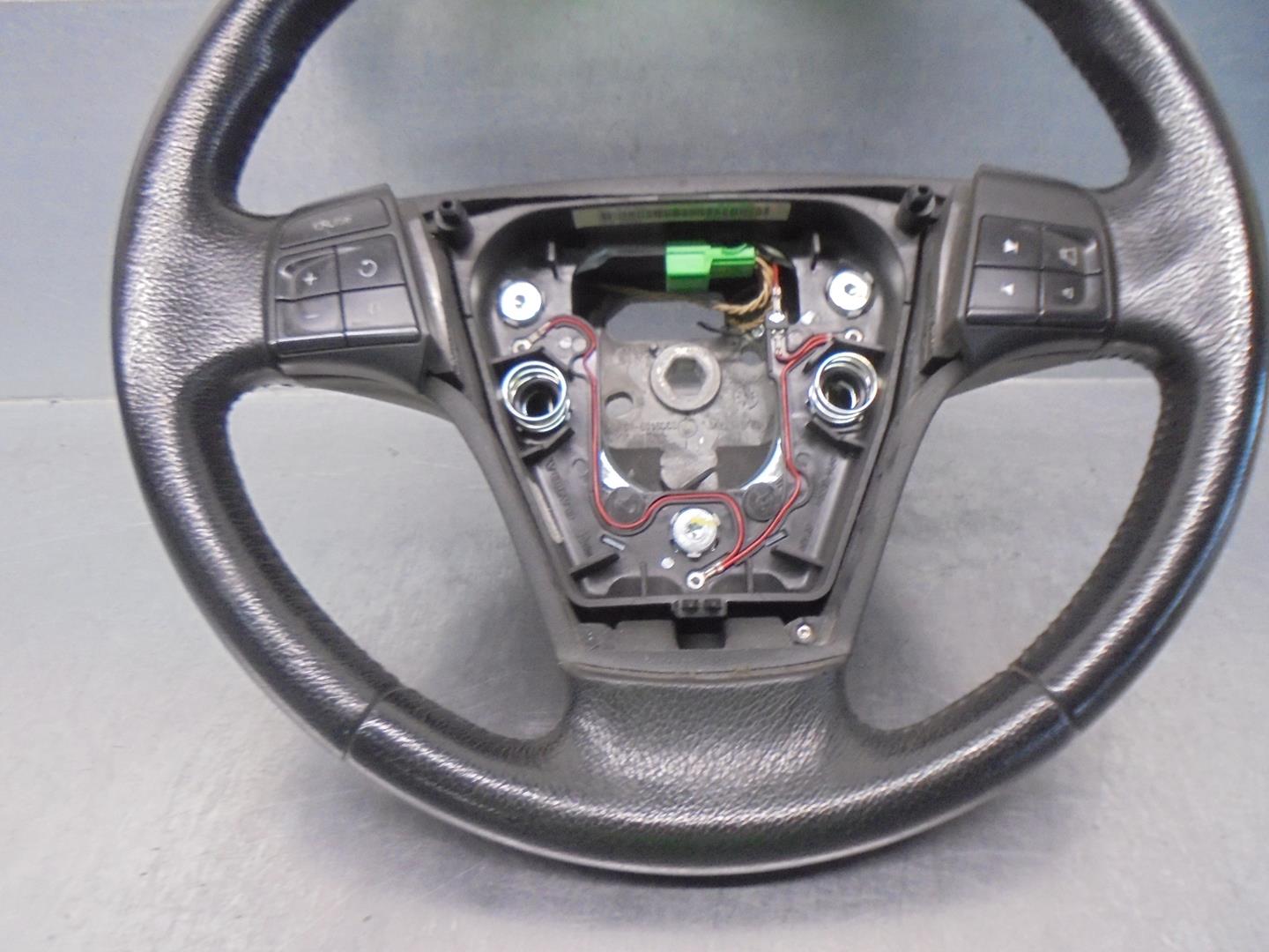 VOLVO S40 2 generation (2004-2012) Steering Wheel 30764359, PV55150060 21723149