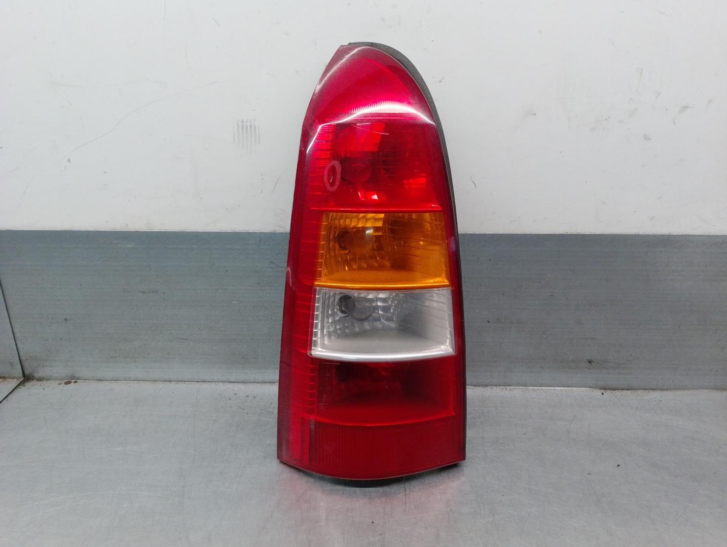 OPEL Astra H (2004-2014) Rear Left Taillight 393033,6223017,5PUERTAS 23761679