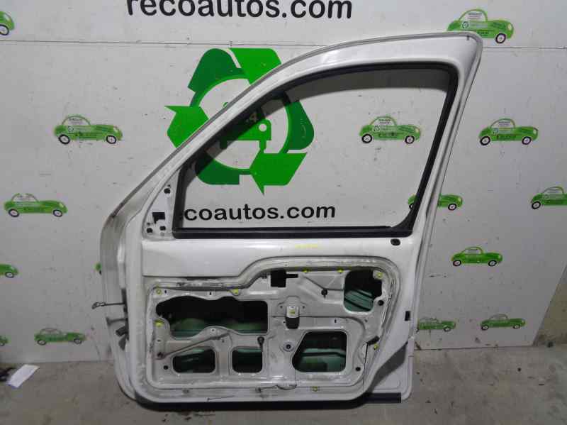 NISSAN Front Right Door 4PUERTAS 19672915