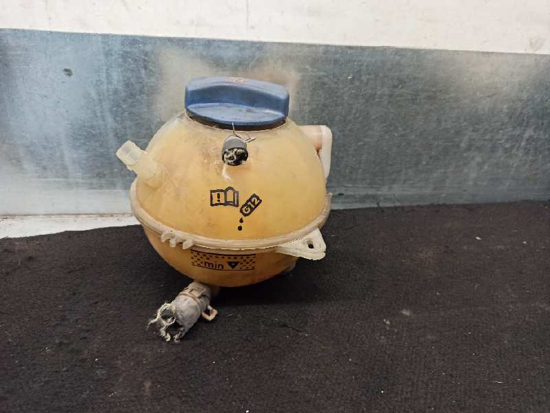 SEAT LT Expansion Tank 2D0121403K 19731158