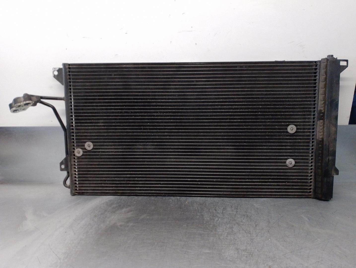 VOLKSWAGEN Touareg 1 generation (2002-2010) Air Con Radiator 7L0820411G 19894806