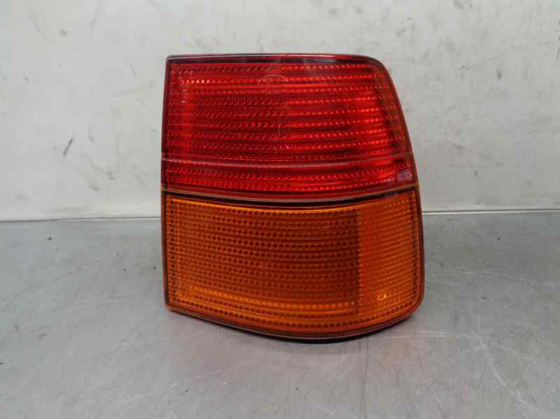 FIAT Toledo 1 generation (1991-1999) Rear Right Taillight Lamp 4PUERTAS, 4PUERTAS+DEALETA 19714902