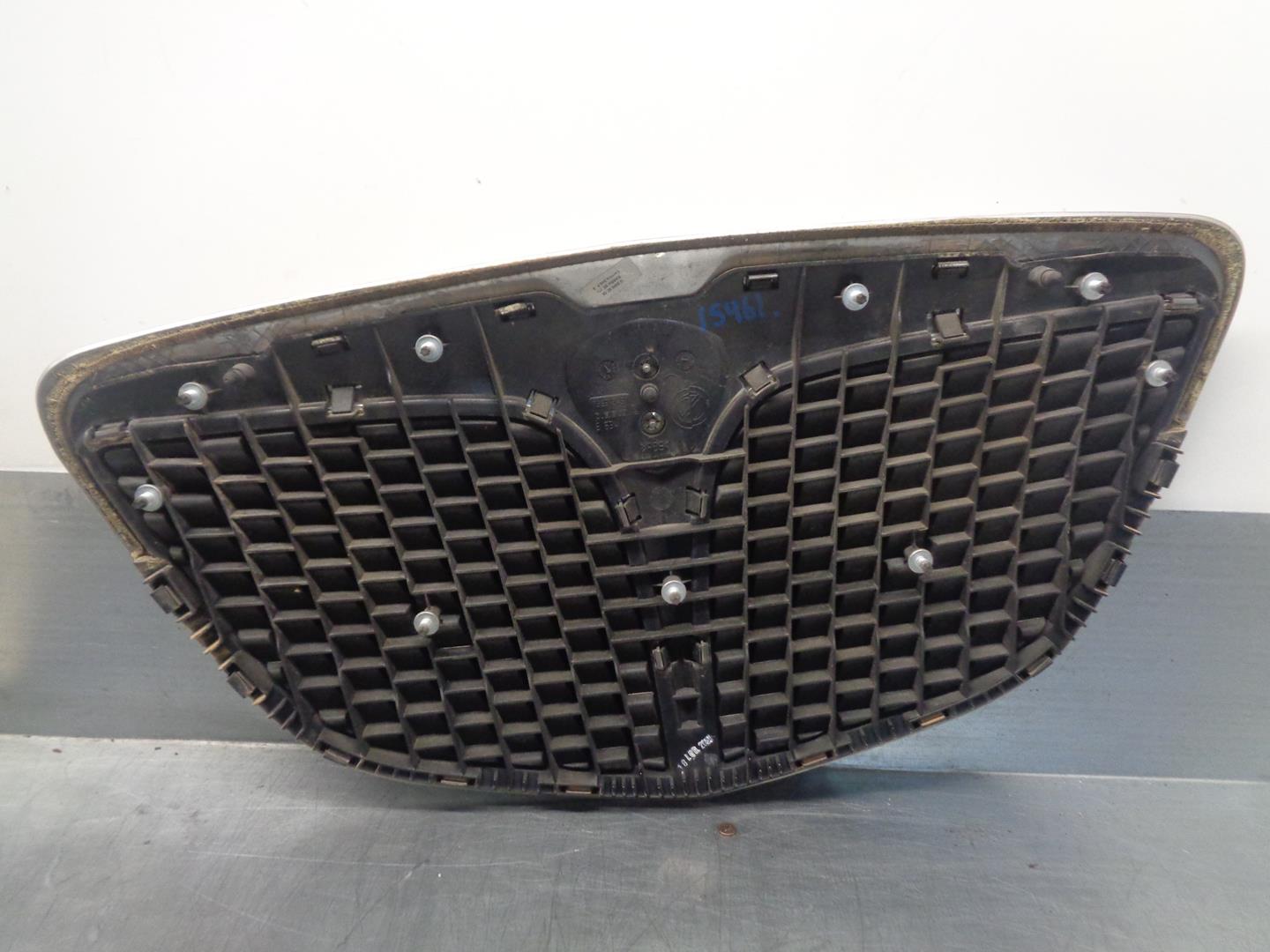 LANCIA Musa 1 generation (2004-2012) Radiator Grille 735349457 19808065