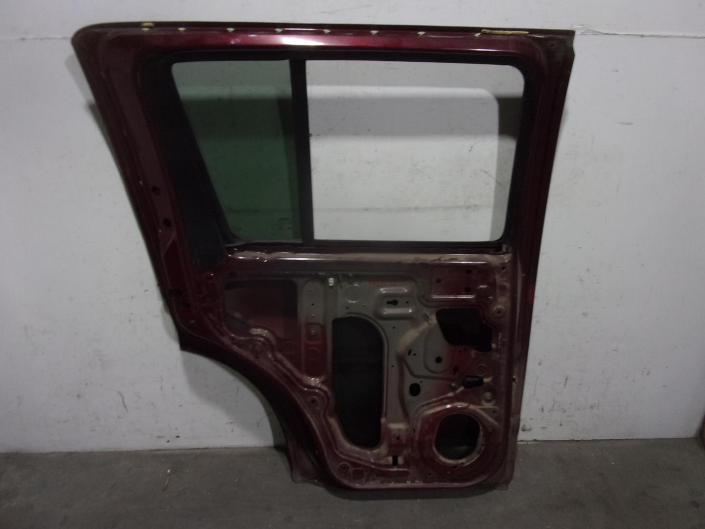 CHEVROLET Pathfinder R51 (2004-2014) Rear Left Door 5PUERTAS,5PUERTAS+MORADA 19841570