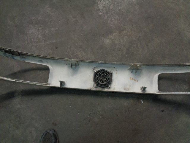 FORD Passat B3 (1988-1993) Radiator Grille 357853653 19768299