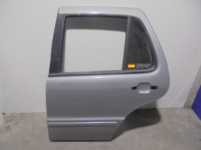 MERCEDES-BENZ M-Class W163 (1997-2005) Venstre bagdør A1637301505, GRIS 19784281