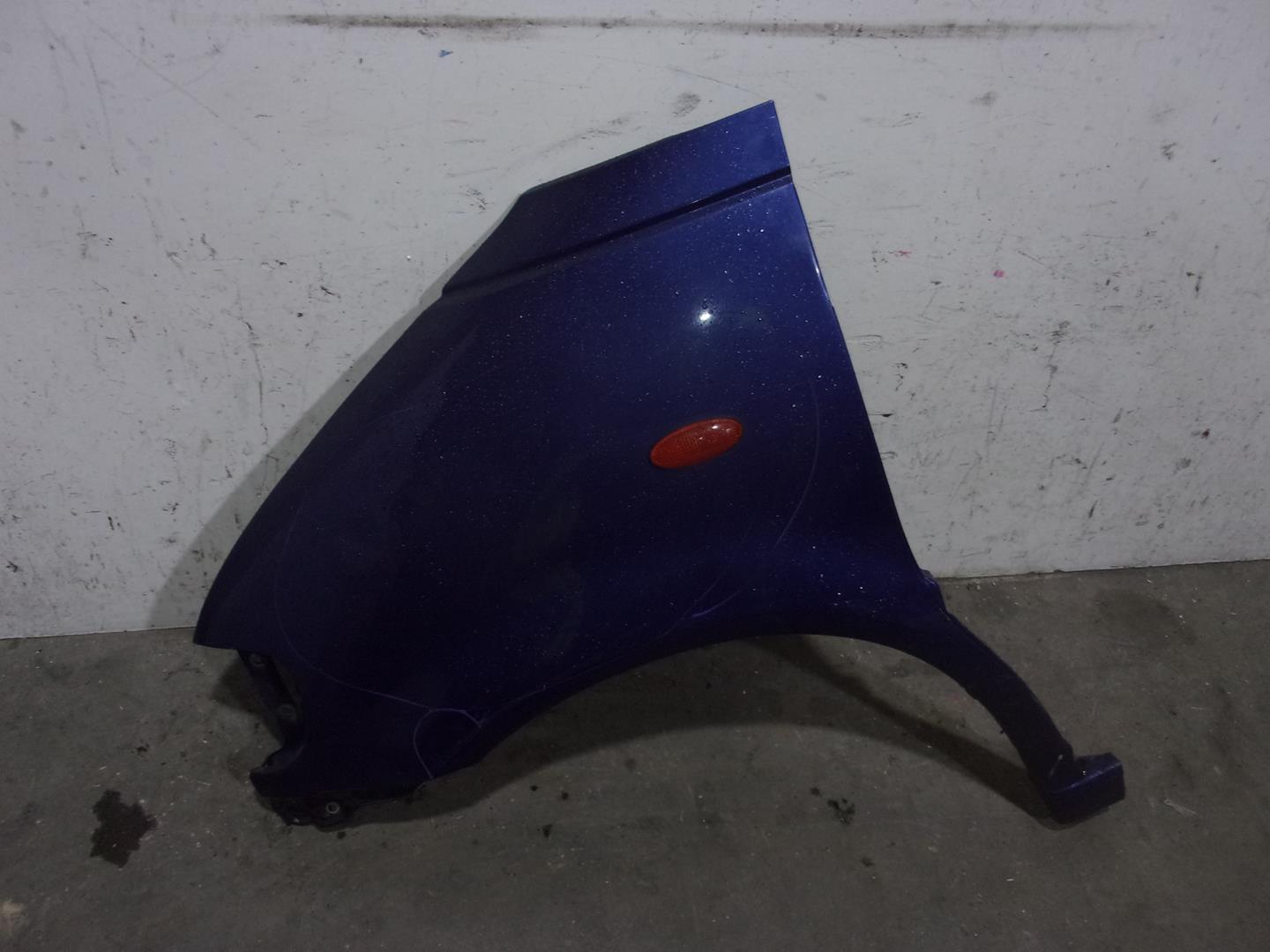 NISSAN Front Left Fender 631019C030, AZUL 24160654