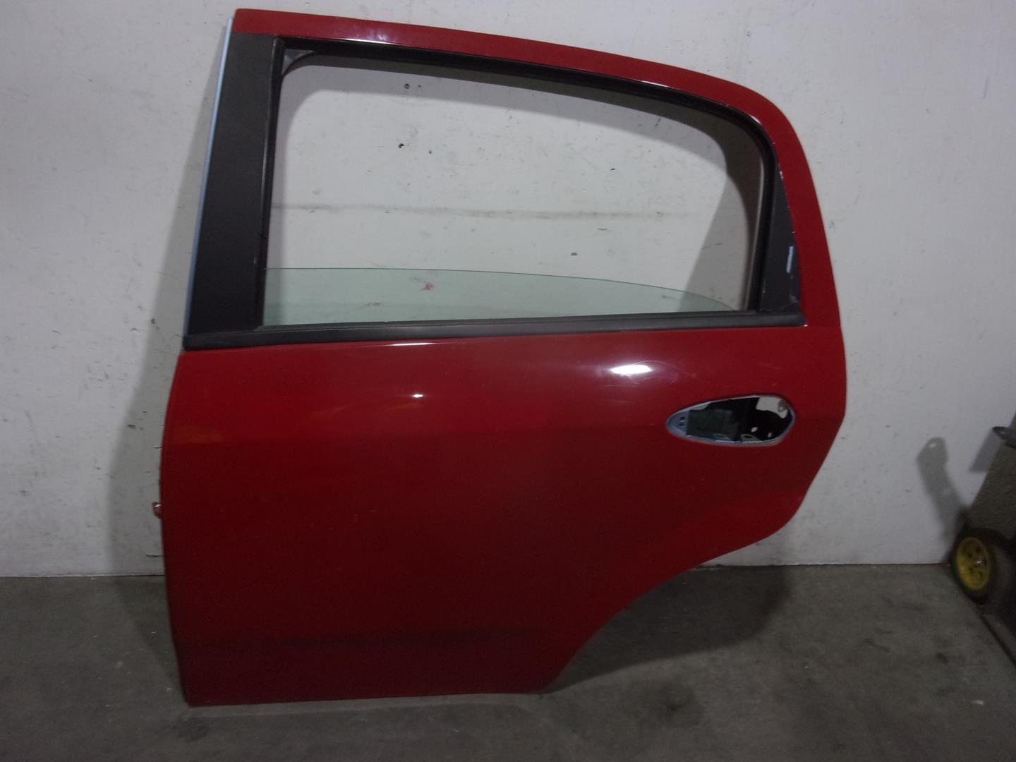 FIAT Punto 3 generation (2005-2020) Rear Left Door 51776869, ROJA, 5PUERTAS 24551157