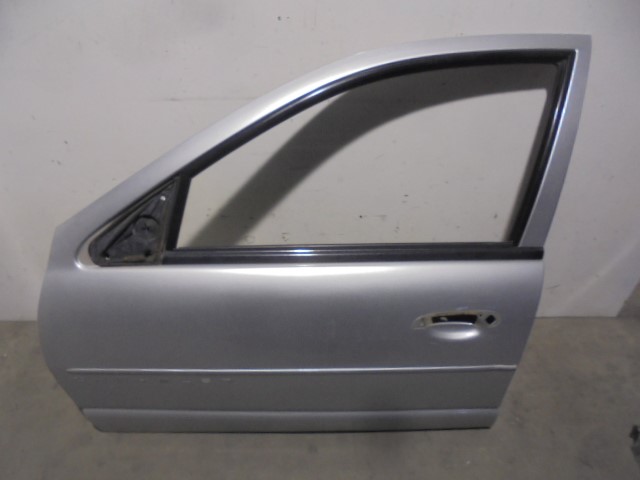 CHRYSLER Stratus 1 generation (1995-2000) Vänster främre dörr 4PUERTAS, 4PUERTAS+GRIS 24133265