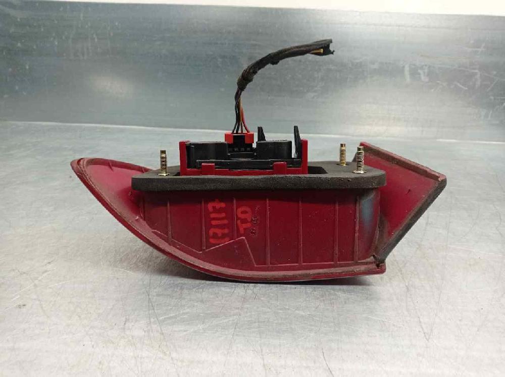 Rear lamp rh AR38201 60579851 de Alfa romeo 145 (930_) 1994-1999 120 CV con 1 km - pieza usada