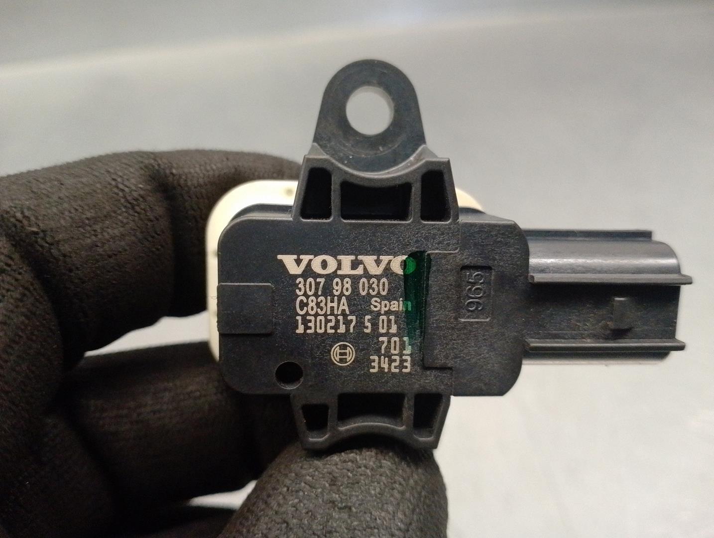 VOLVO V60 1 generation (2010-2020) Crash Impact Sensor 30798030 24177621