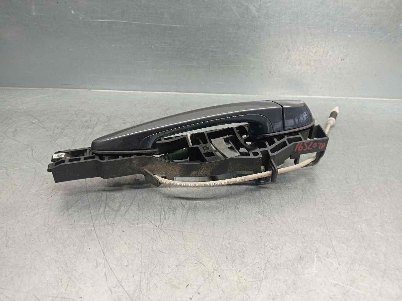 BMW 3 Series F30/F31 (2011-2020) Rear right door outer handle 51217207562, 4PUERTAS 24134480