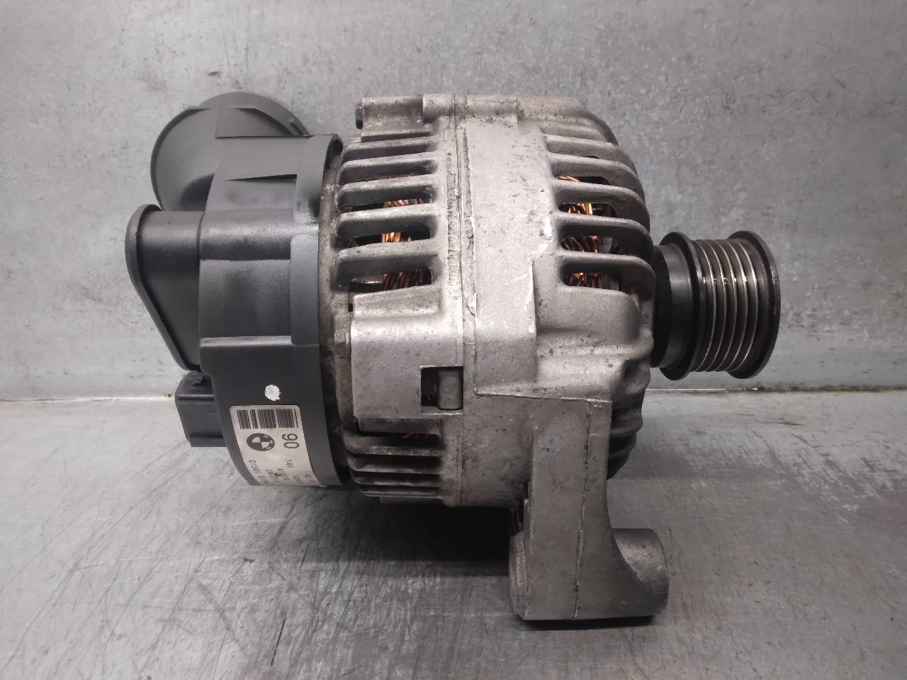 BMW 5 Series E39 (1995-2004) Alternator 2541912A,1432978,VALEO 23788505