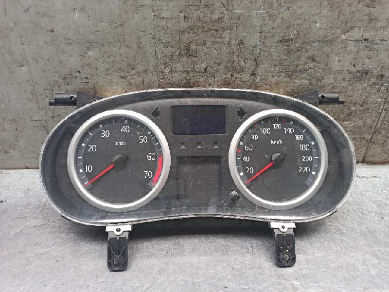 VAUXHALL Clio 2 generation (1998-2013) Скоростомер 8200276531 21692435