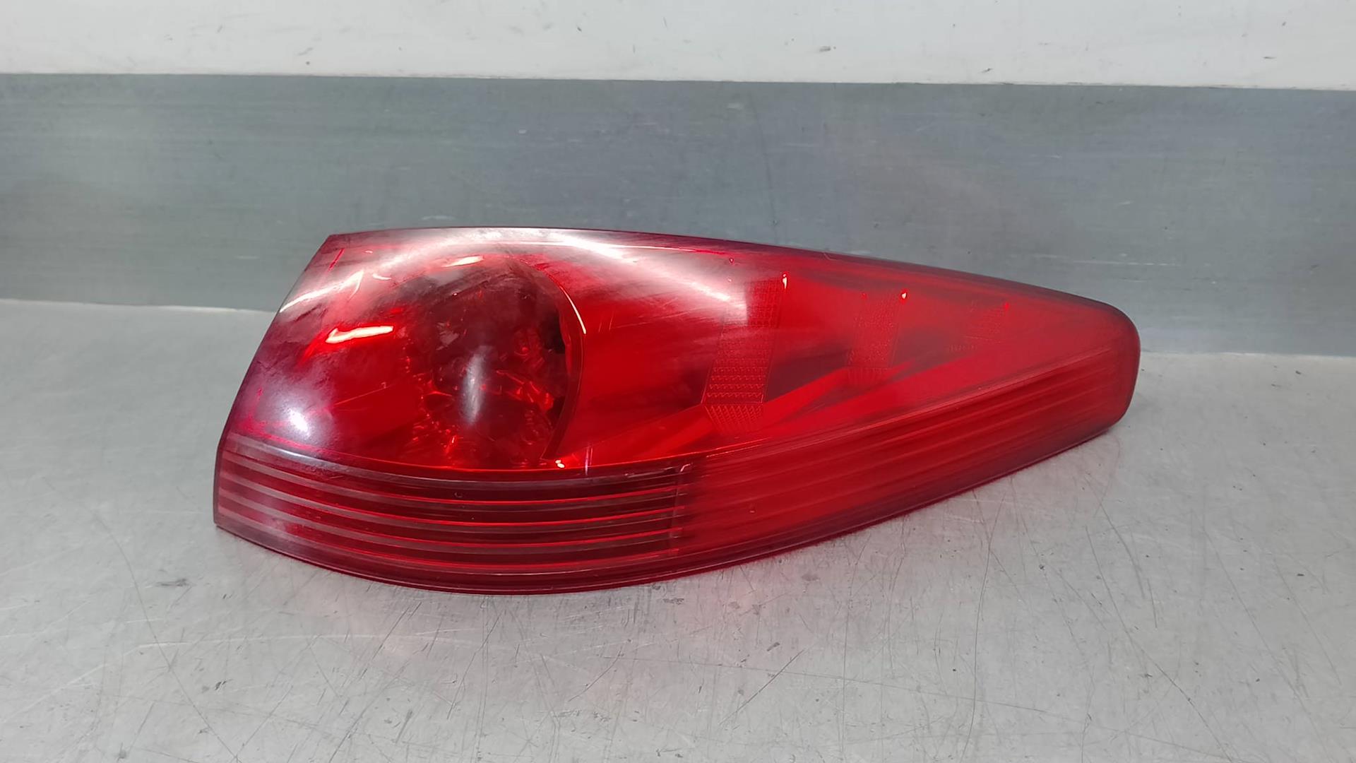 PEUGEOT 607 1 generation (2000-2008) Rear Right Taillight Lamp 6351N1,DEALETA,4PUERTAS 24214328