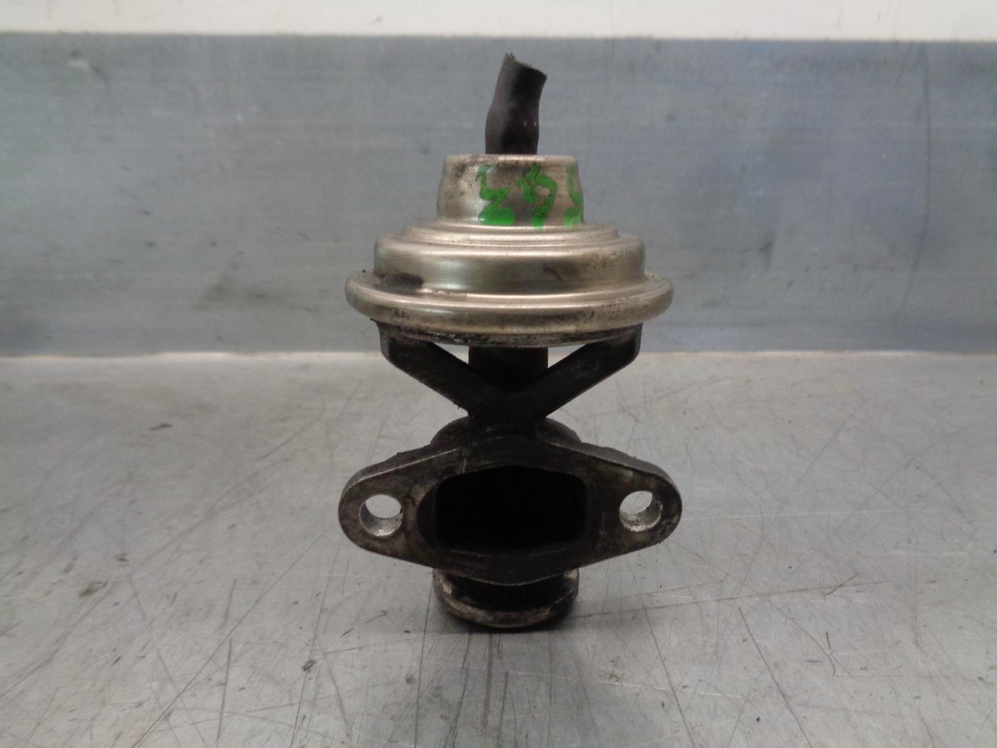 MERCEDES-BENZ C-Class W202/S202 (1993-2001) EGR Valve 0021401760, 72194903, PIERBURG 24195909