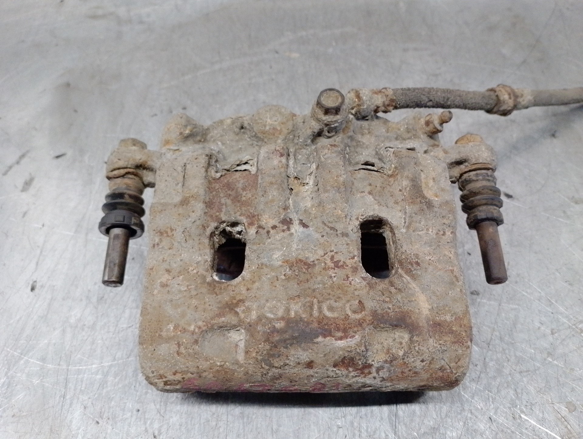 Pinza de freno delantera derecha WL 1454526 de Ford Ranger (et) 2005-2012 143 CV con 244000 km