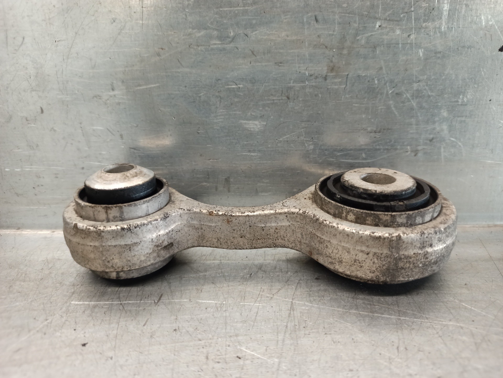 Steering rod N57D30A 33326775683 de Bmw 7 (f01, f02, f03, f04) 2010-2012 245 CV con 259000 km - pieza usada
