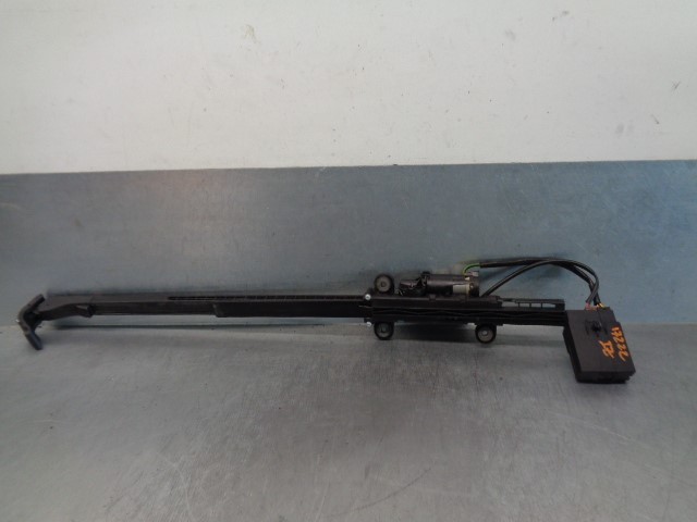 BMW 3 Series E90/E91/E92/E93 (2004-2013) Front Left Seatbelt 72119165377, 9167237, 5PUERTAS 19883257