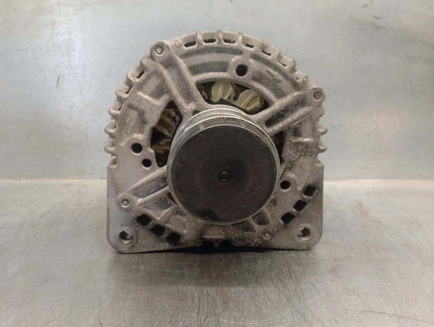 VOLKSWAGEN Passat Variant 1 generation (2010-2024) Alternator 03G903023, 0121715003 24203798