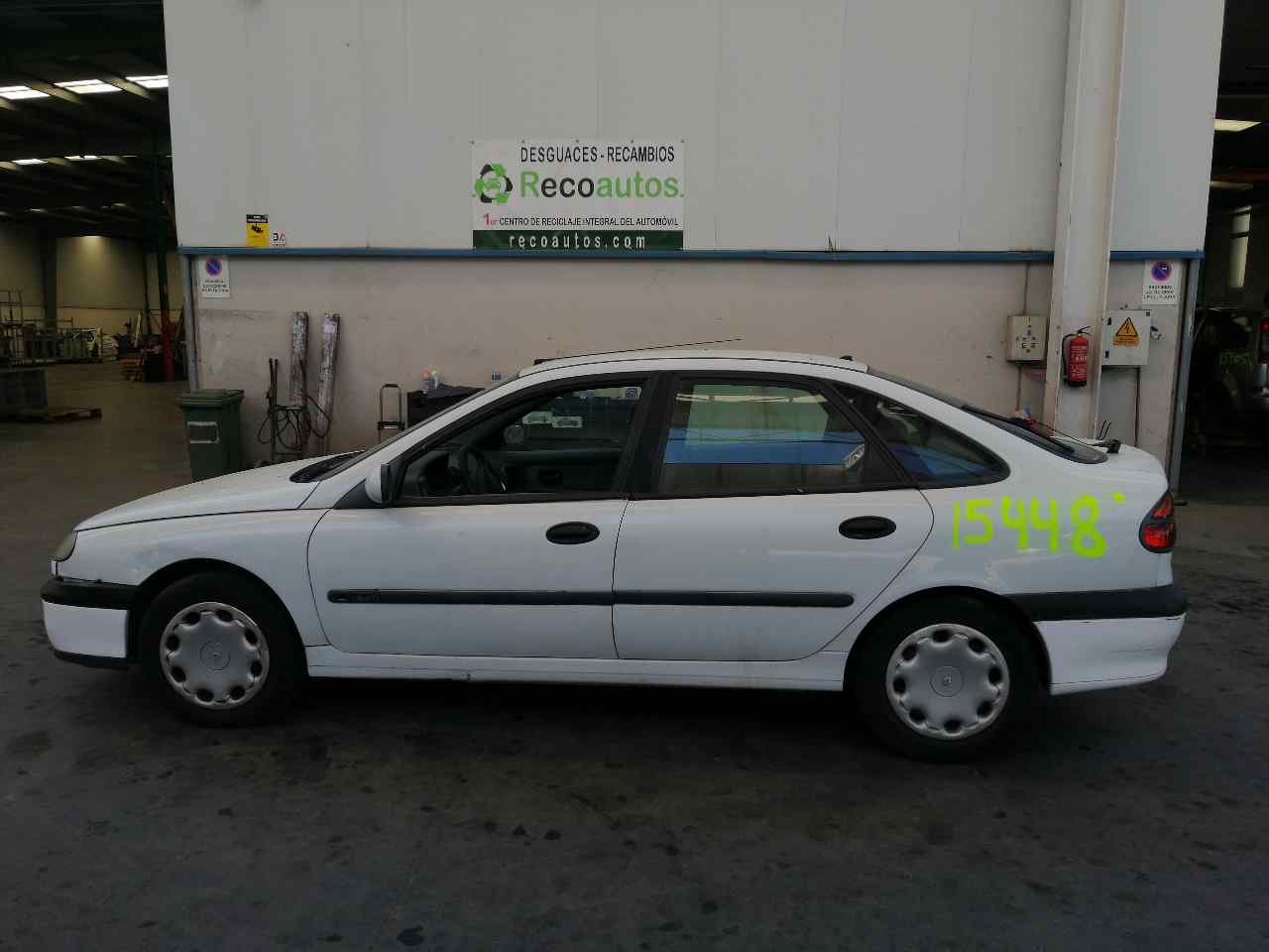 VAUXHALL Laguna 1 generation (1993-2001) Andre kropsdele 7711170346+ 19808208