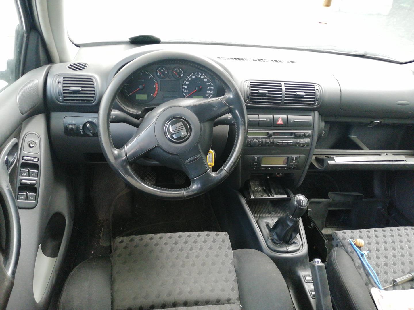 SEAT Leon 1 generation (1999-2005) Rear Left Seatbelt 1M0857805, 5PUERTAS 20777295