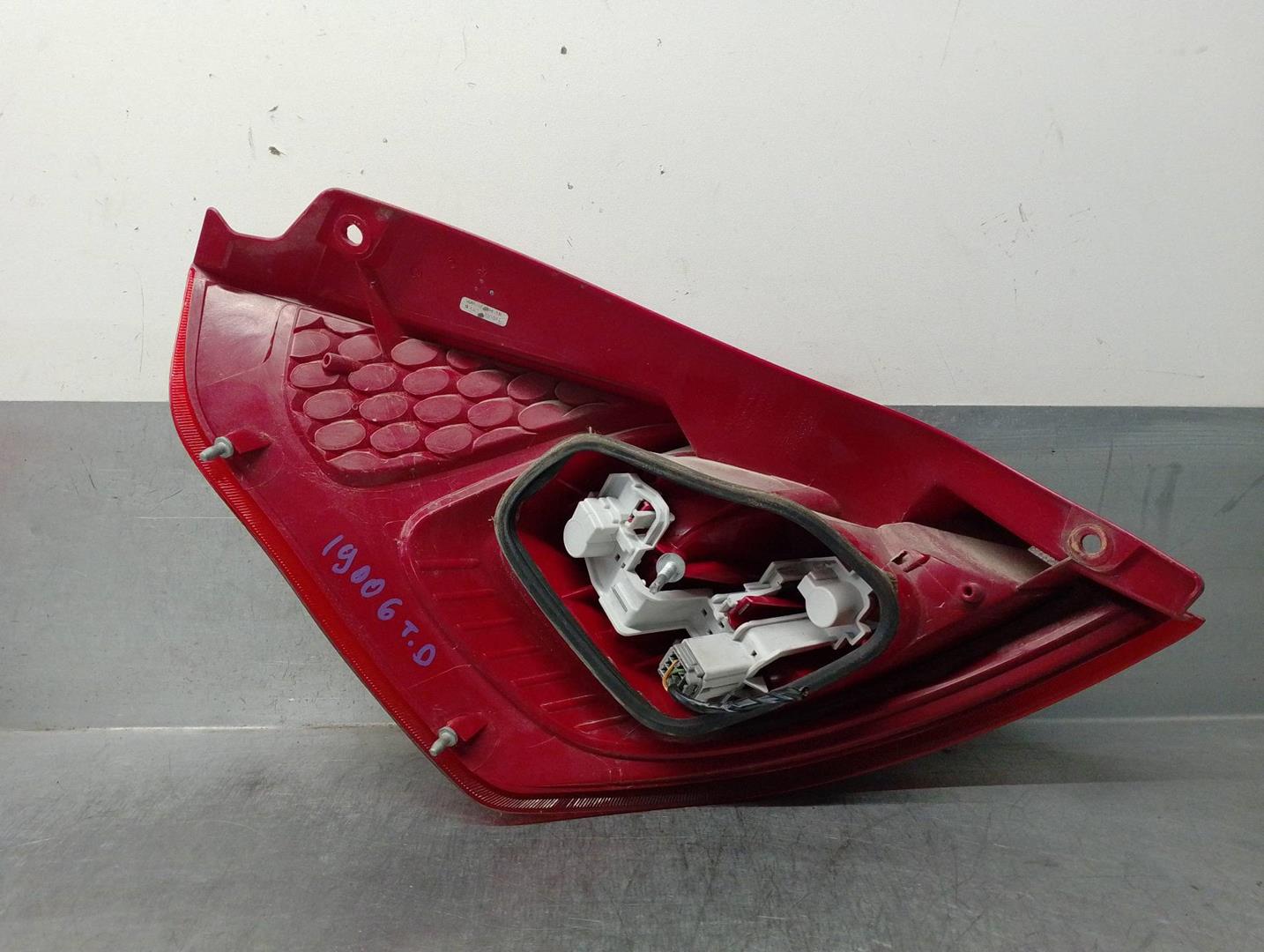 FORD Fiesta 5 generation (2001-2010) Rear Right Taillight Lamp 8A6113404A, 5PUERTAS 21733099