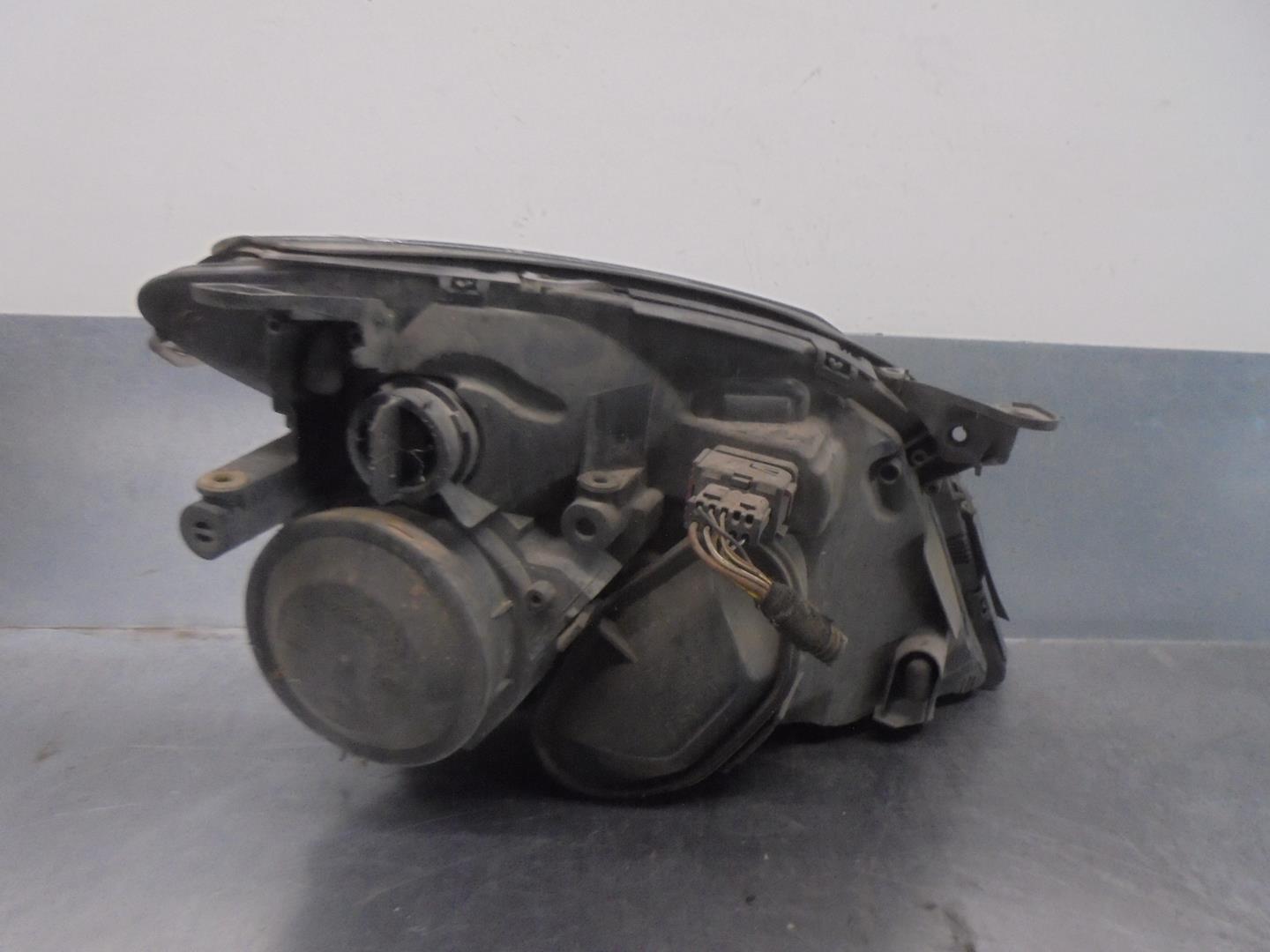 OPEL Vectra C (2002-2005) Front venstre frontlykt 15588700 21104284