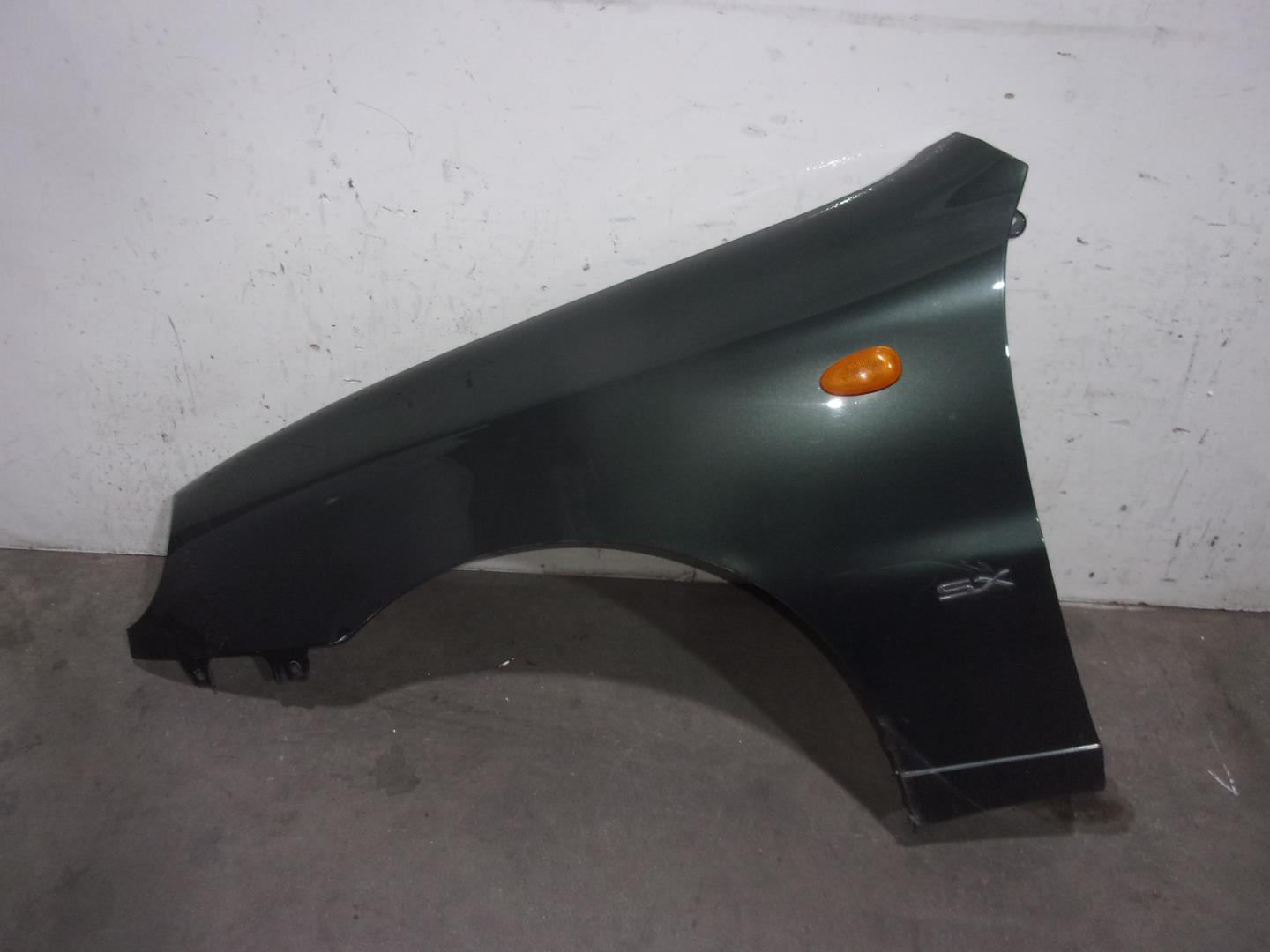 DAEWOO Lanos T100 (1997-2008) Front Left Fender 96221072,VERDE 24225324