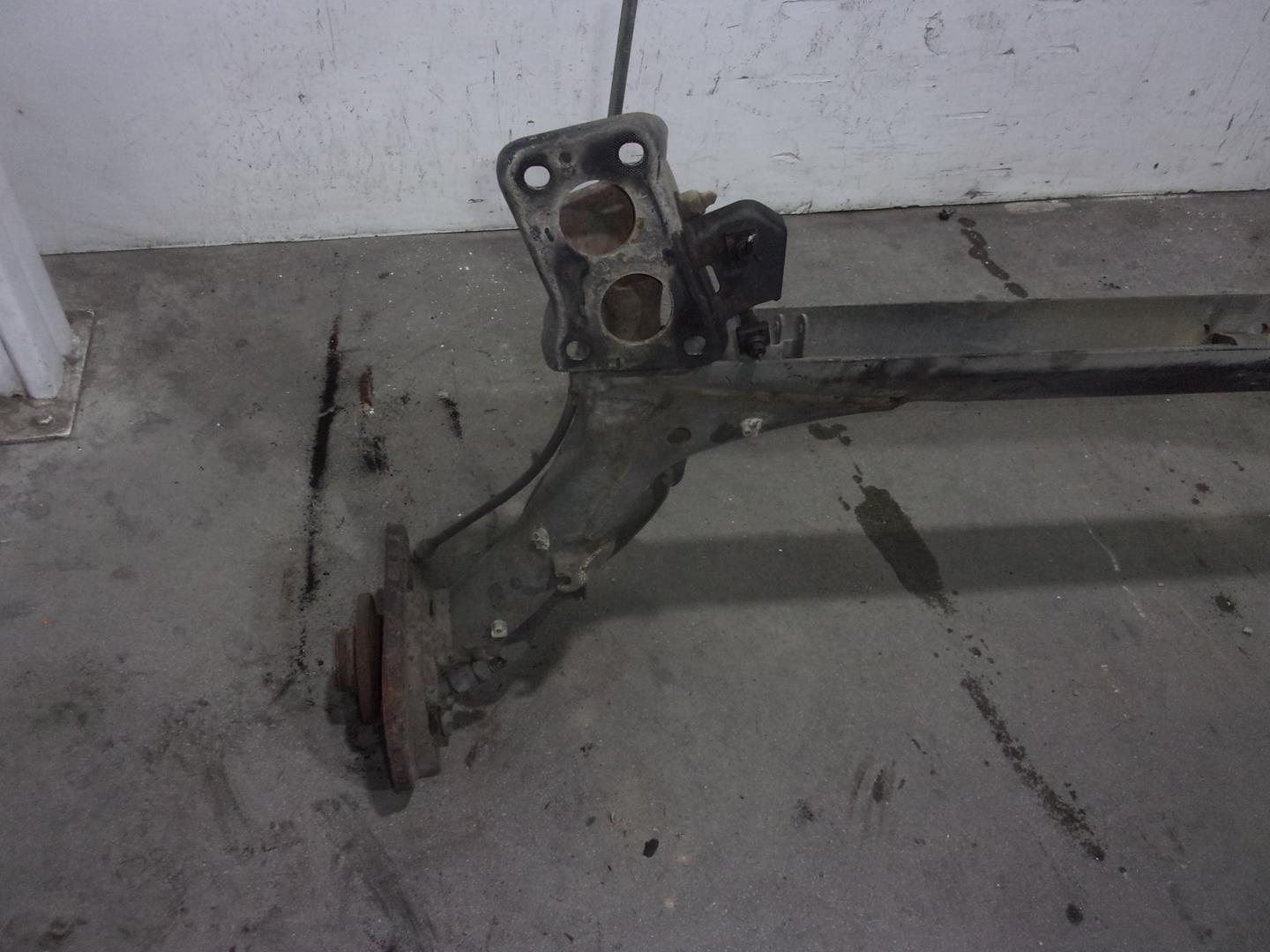 VOLKSWAGEN Golf 4 generation (1997-2006) Rear Axle 1J0500051K, PARADISCOS5AGUJEROS, BURRA32 24220399