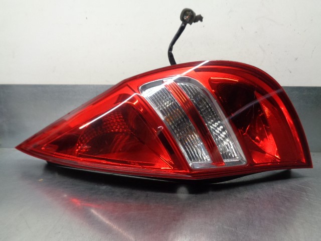 HYUNDAI i30 FD (1 generation) (2007-2012) Rear Right Taillight Lamp 924022R000,924022R0 19858577