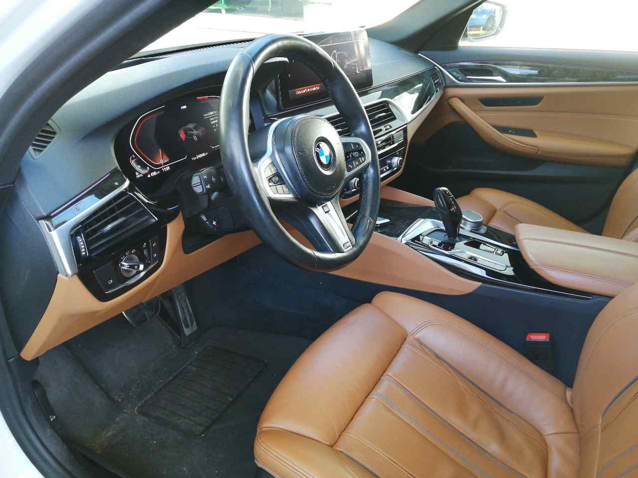 BMW 5 Series F10/F11 (2009-2017) Priekinio bamperio (buferio) balkis 51118062846, DEESPUMA 24550255