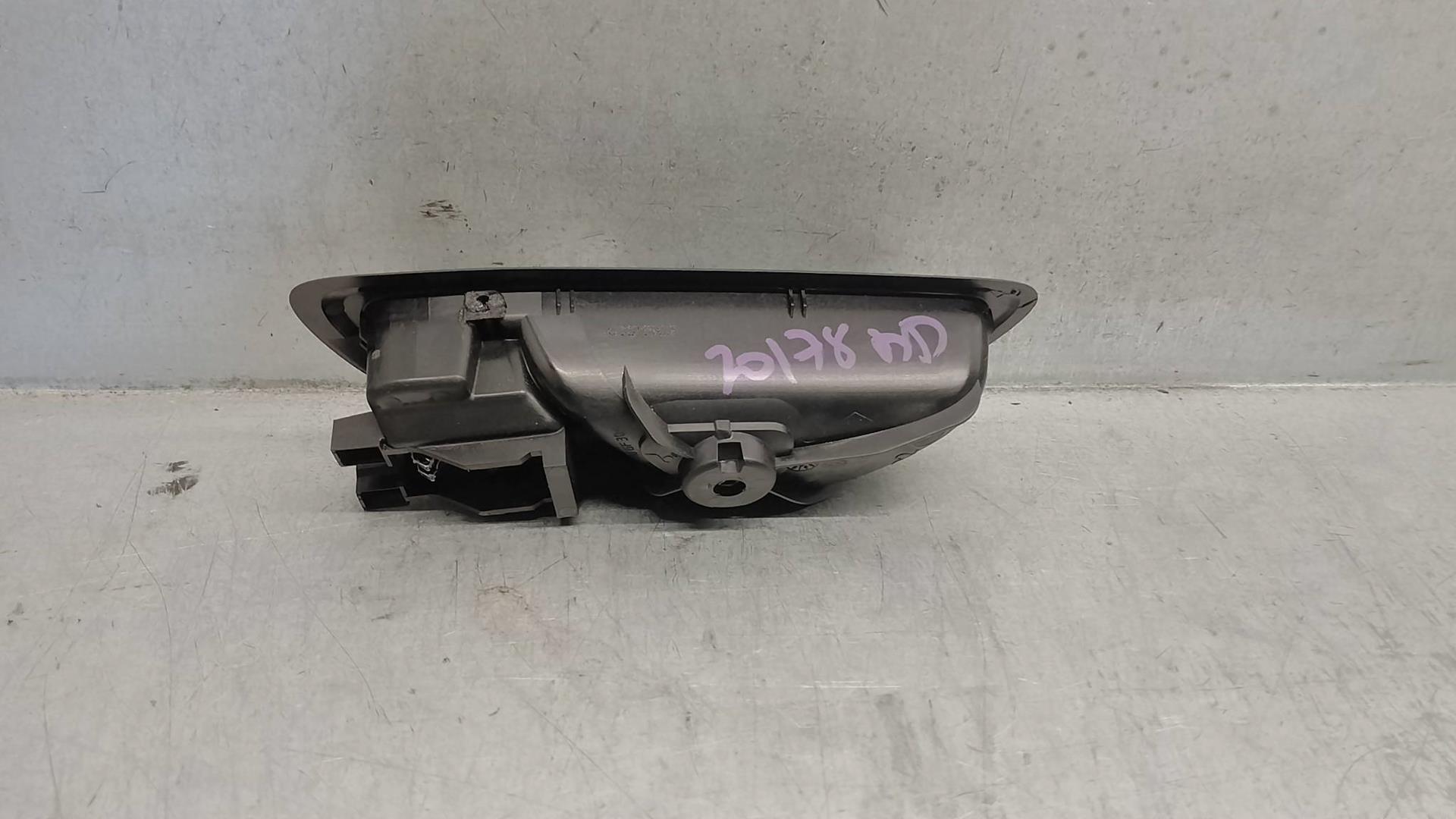 RENAULT 3 generation (2008-2020) Other Interior Parts 826725403R, 5PUERTAS 24387474