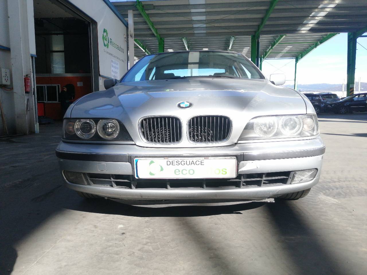 BMW 5 Series E39 (1995-2004) Ступица передняя правая 31211092854 24217075