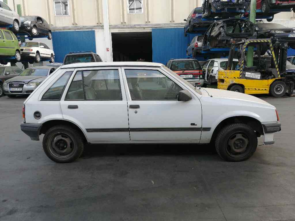 OPEL Corsa A (1982-1993) Vänster framskärm +BLANCA 19743249