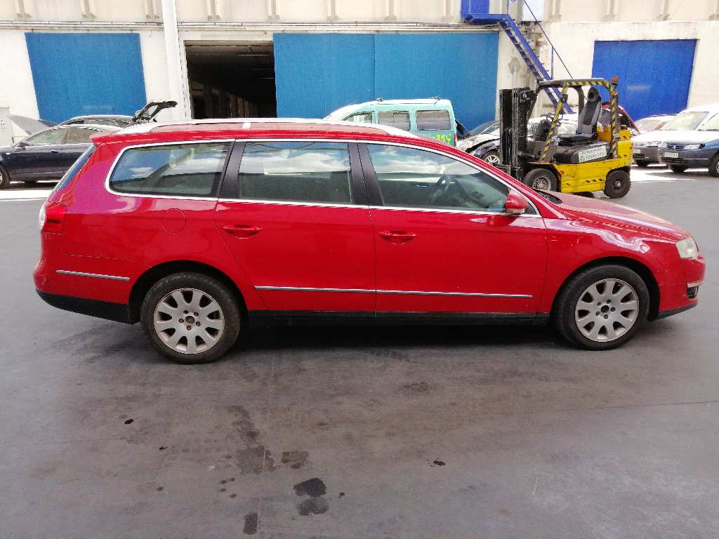 CHEVROLET Passat Variant 1 generation (2010-2024) Лява стойка на двигателя 3C0199555AA 19694559