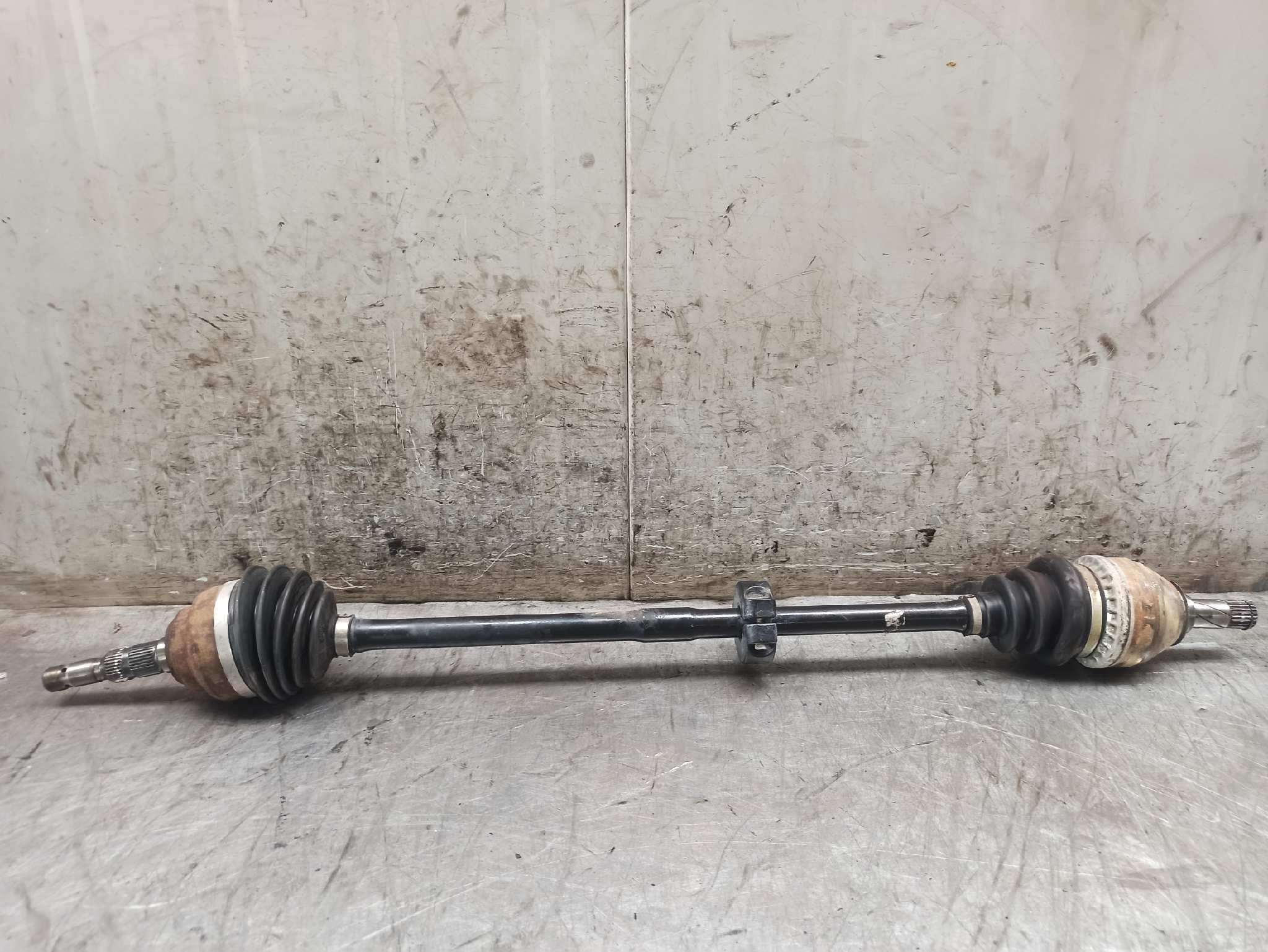 VAUXHALL Astra H (2004-2014) Front Right Driveshaft 24113463