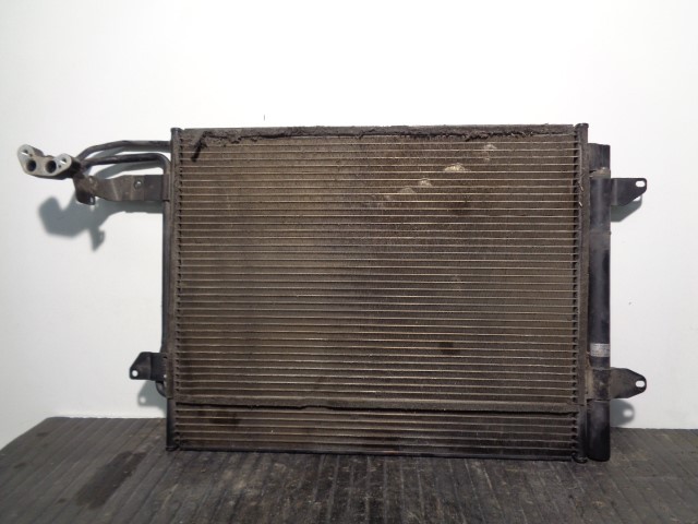 VOLKSWAGEN Caddy 3 generation (2004-2015) Охлаждающий радиатор 1T0820411B 19833748