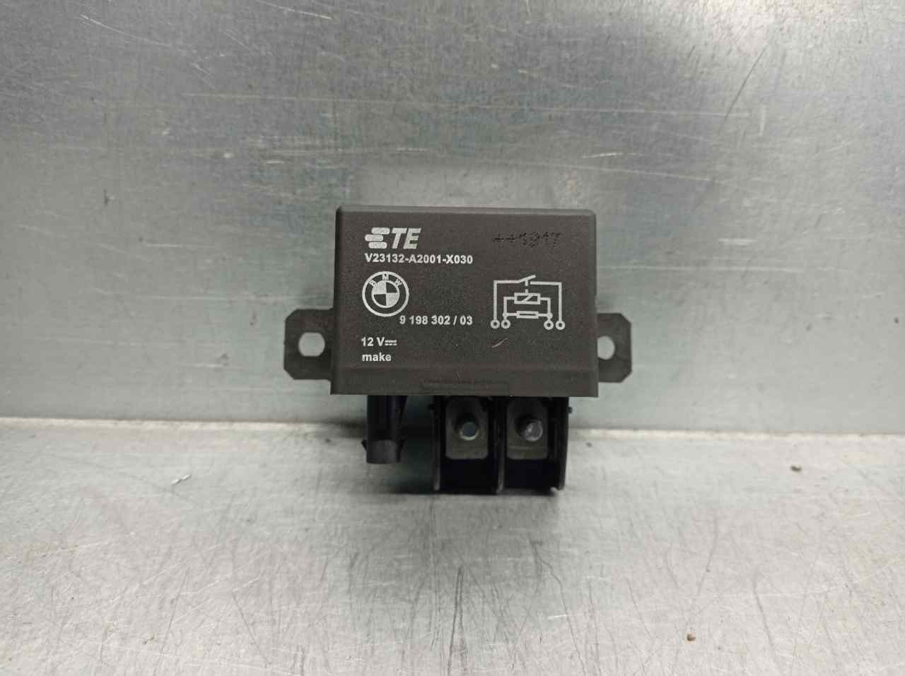 BMW 3 Series F30/F31 (2011-2020) Relays 9198302 24136134