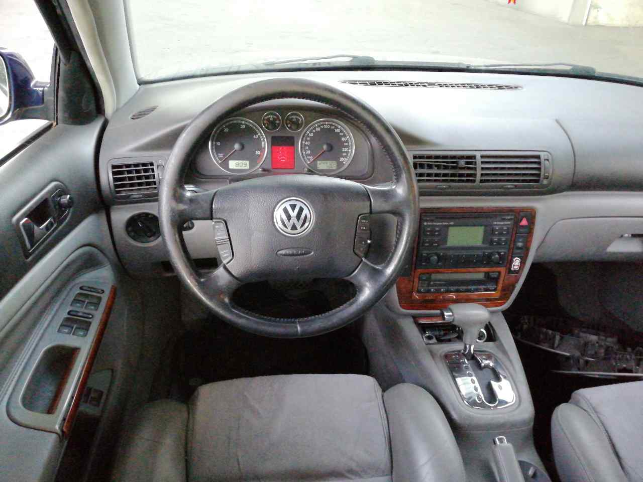 VOLKSWAGEN Passat B5 (1996-2005) Vairo stiprintuvo siurblys KYB,KYB+ 19836226