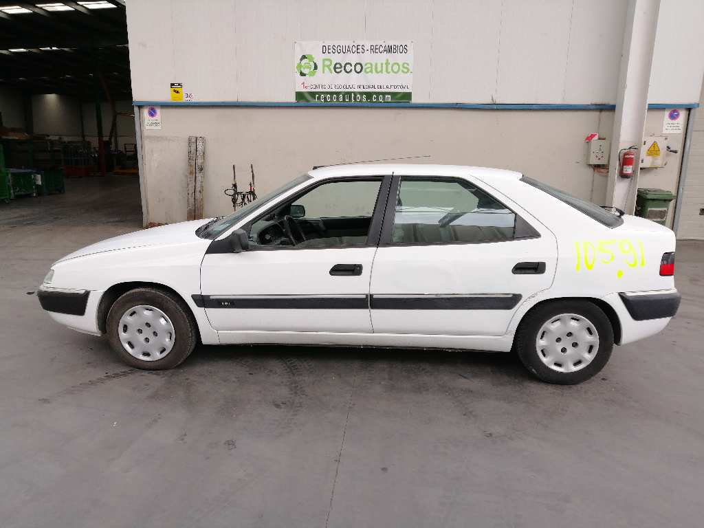 RENAULT Xantia X1 (1993-1998) Крыло переднее правое +BLANCA 19677379