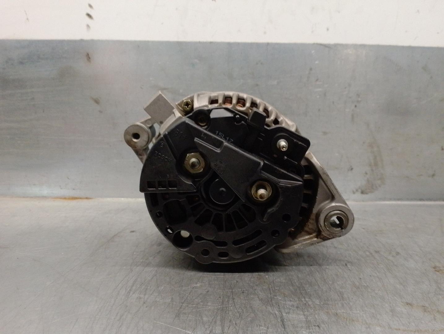 OPEL Vectra C (2002-2005) Alternator 90561971,0124415002 21105403