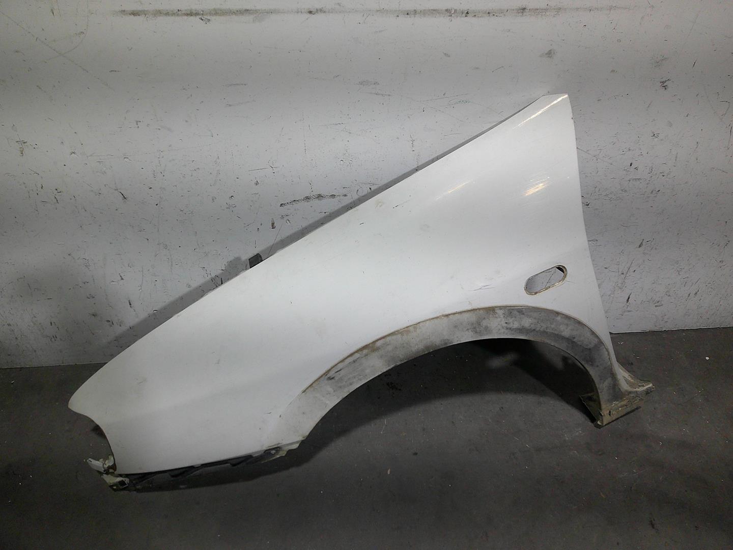 SEAT Ibiza 2 generation (1993-2002) Priekšējais kreisais spārns 6K0821021B,BLANCA 21107847