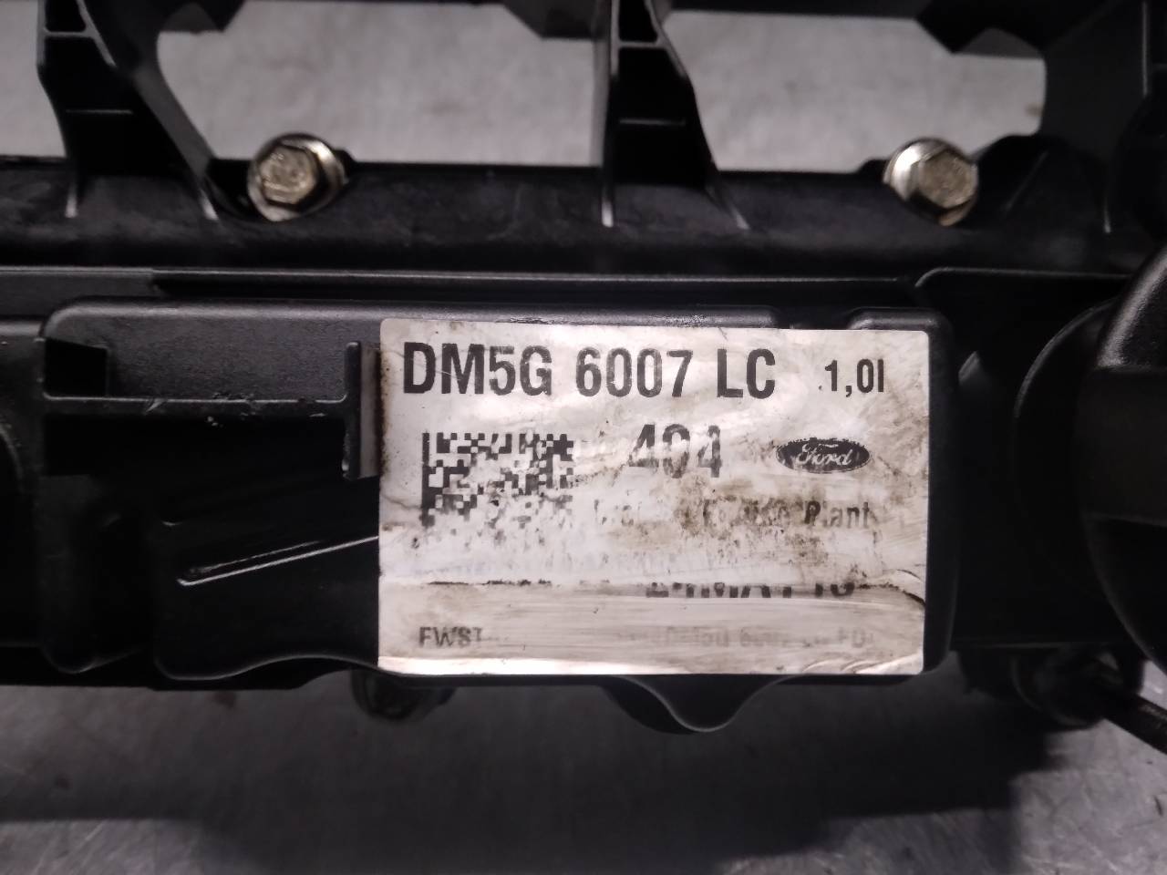 FORD Focus 3 generation (2011-2020) Крышка клапана DM5G6007LC 24213983