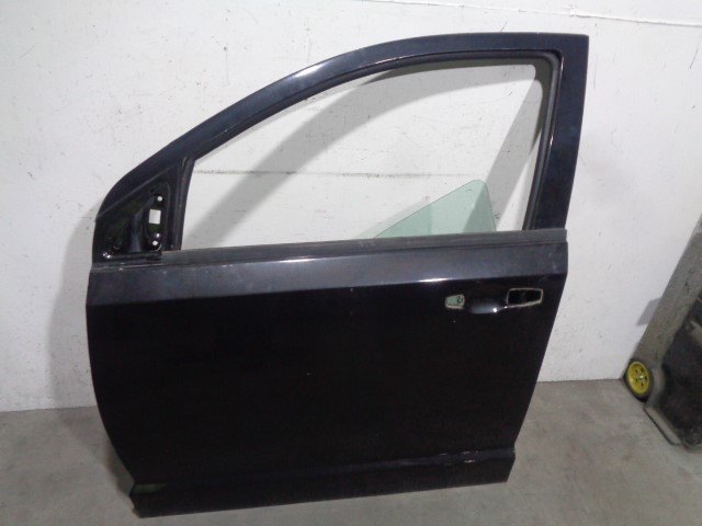 DODGE A4 B7/8E (2004-2008) Front Left Door 68040231AB, NEGRA, 5PUERTAS 20777569