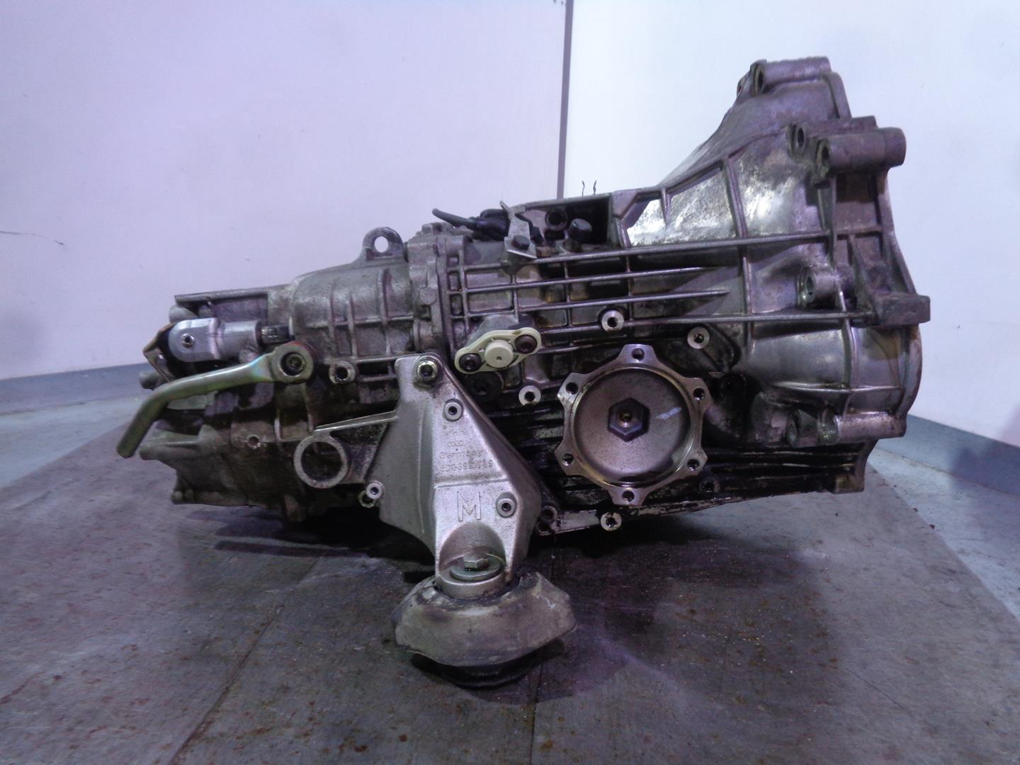 AUDI A4 B5/8D (1994-2001) Gearbox EEN, EEN23119, 012300061E 24550612