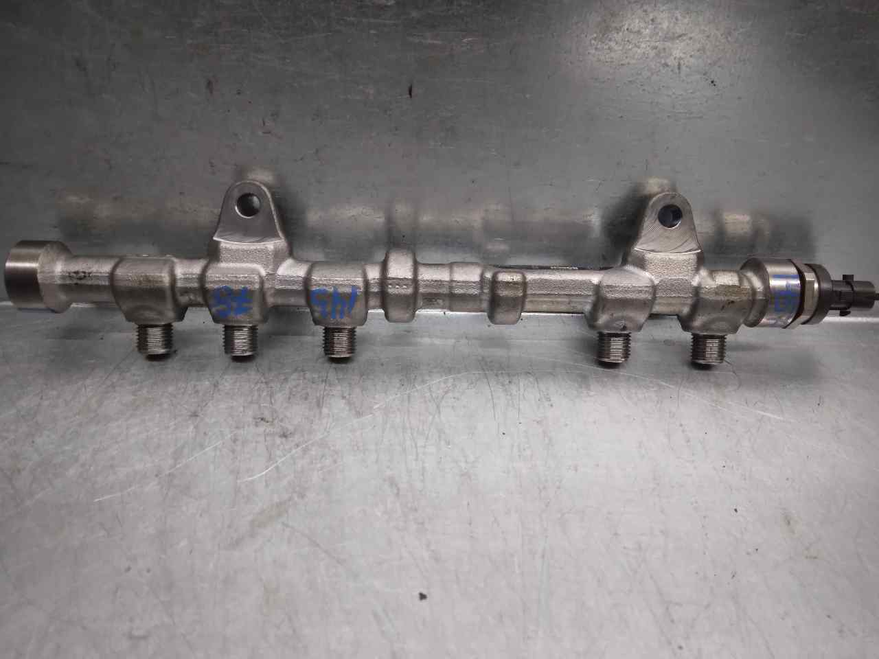 FORD USA Fuel Rail 26328030